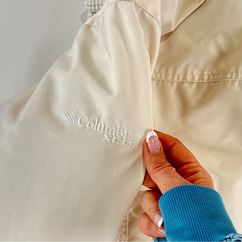 Columbia Women's Cream Hooded Ski & Snow Jacket - Picture 8 of 15